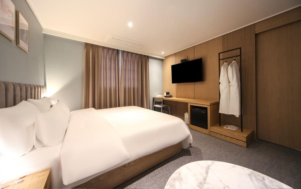 Hotel Lazy Heaven ชางวอน ภายนอก รูปภาพ