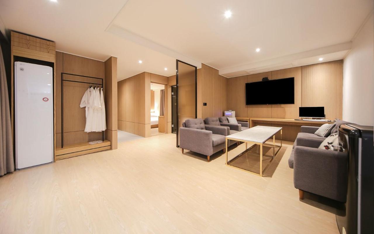 Hotel Lazy Heaven ชางวอน ภายนอก รูปภาพ